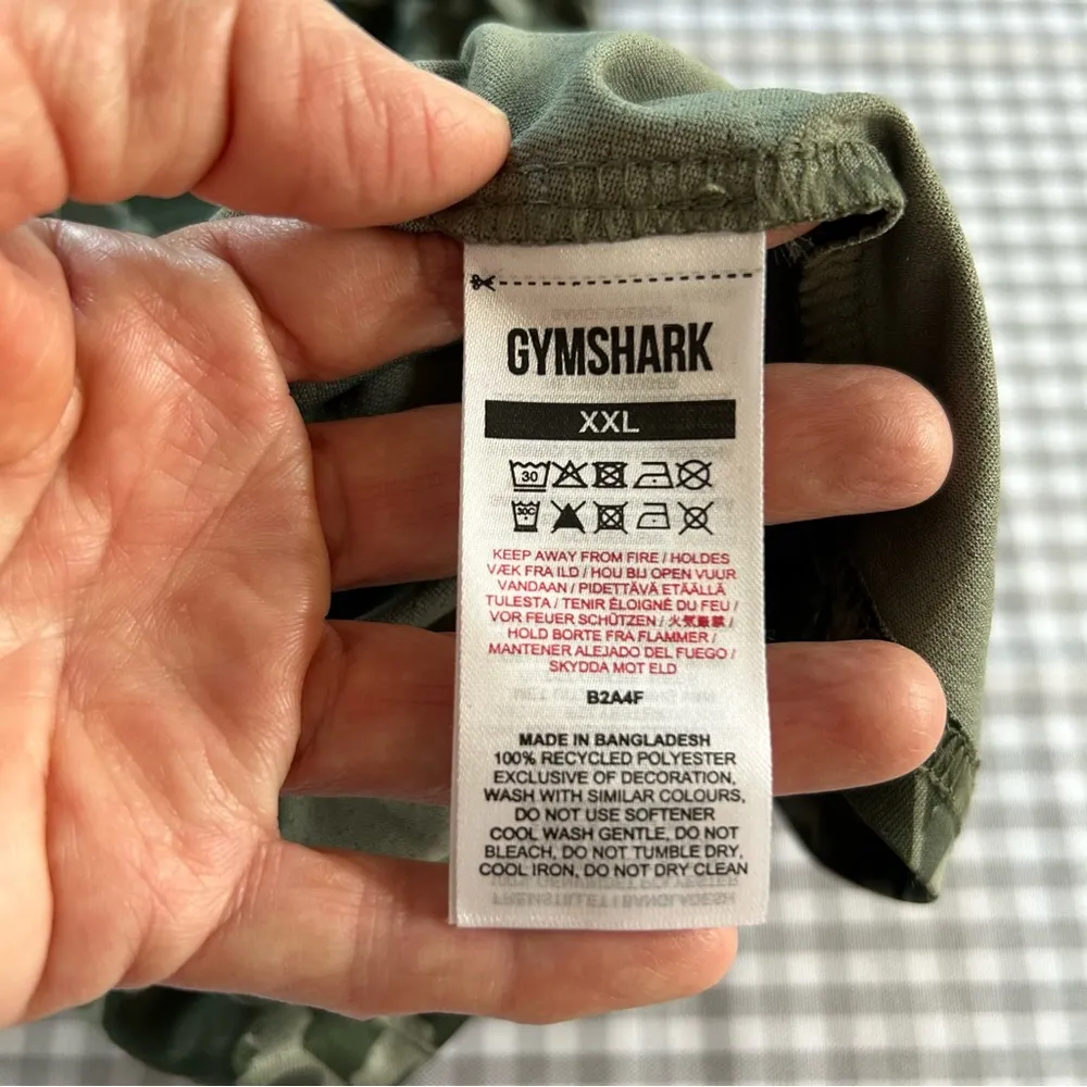 Gymshark  crop top - Image 6