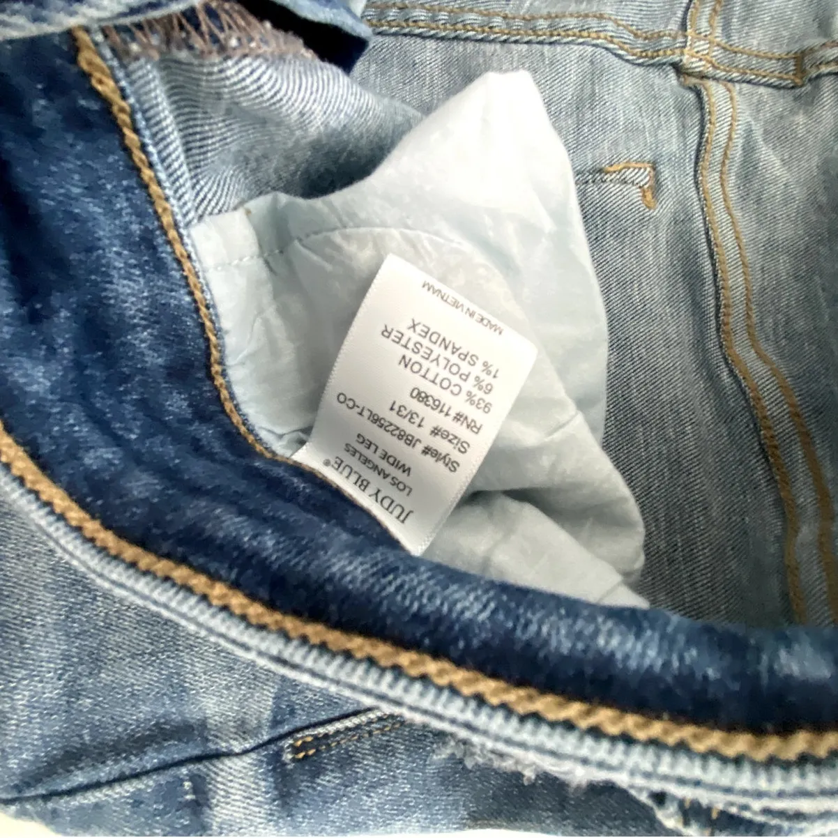 Judy Blue Wide Leg High RIse Distressed Raw Hem Denim Size 13 - Image 7