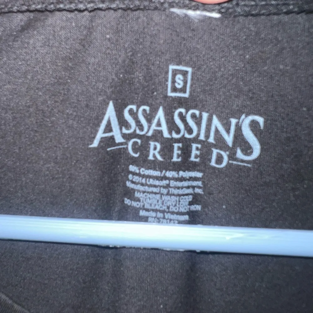 Assassin's Creed T Shirt Womens Small Black Short Sleeve “We Can Do It” - Image 2