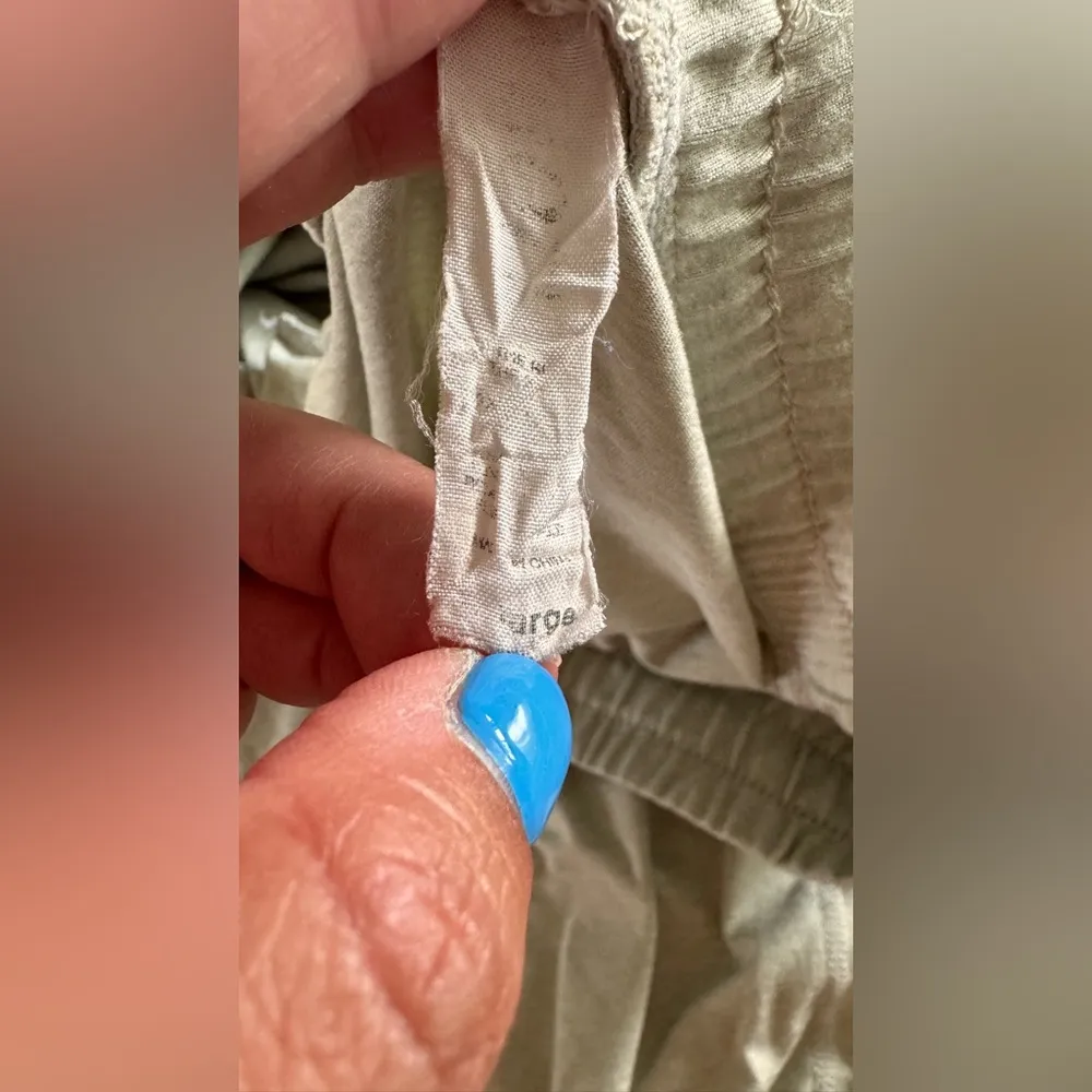 Vuori women’s performance jogger ecru heather size X-Large - Image 5