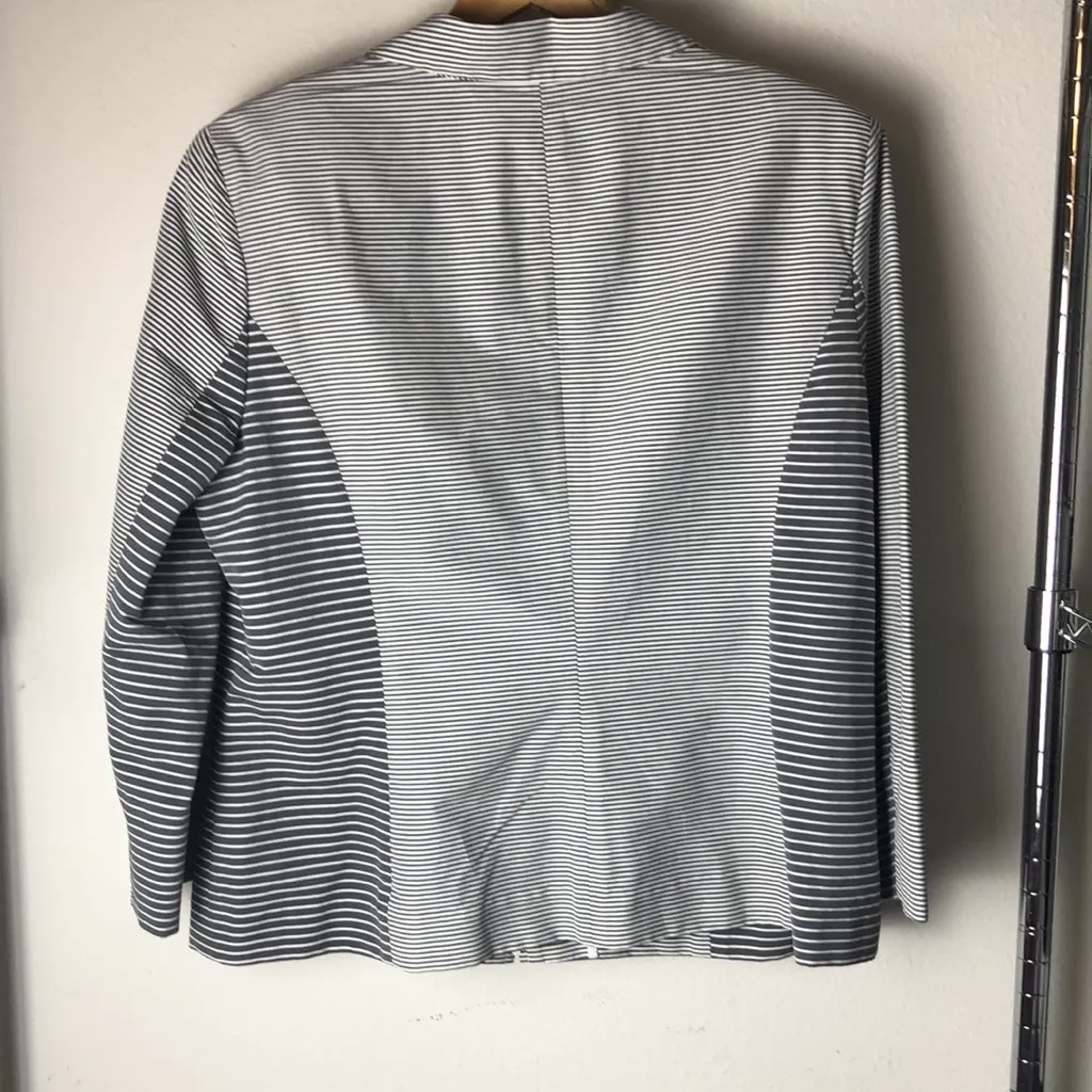 DONCASTER skirt set. - Image 6