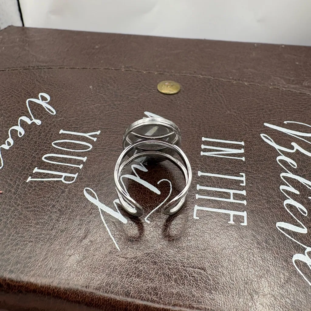 Vintage Green Glass Agate Cabochon Ring Adjustable Handmade - Image 4