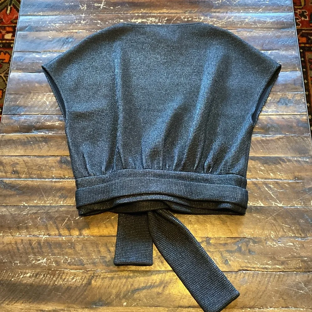 Jay Ahr Black Textured Top with Belt Size 34 - Image 3