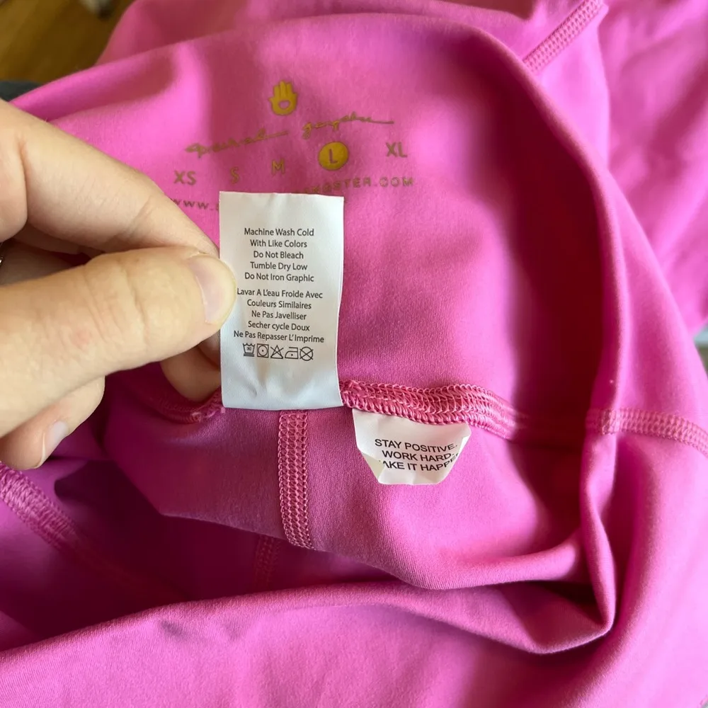 [Spiritual Gangster] Bubble Gum Pink Capri Length Leggings- Size Large - Image 8