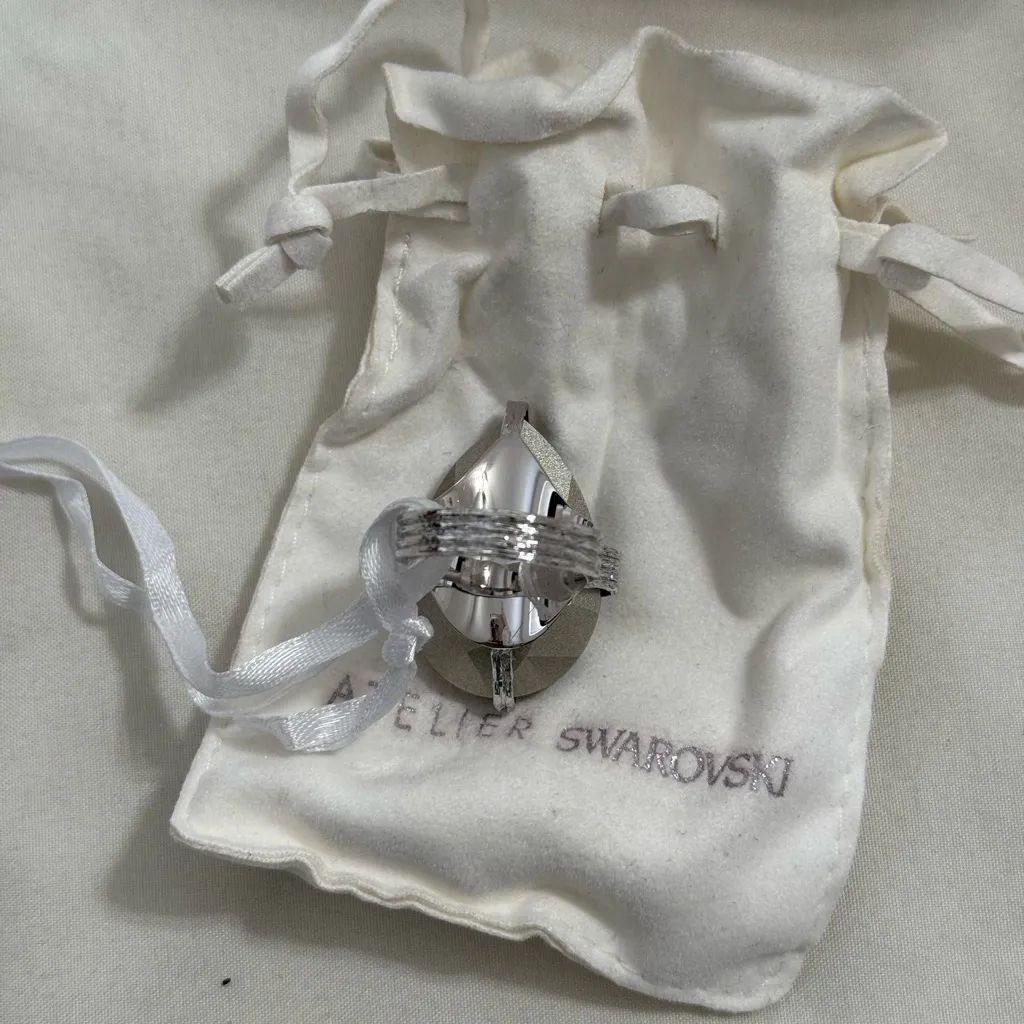 Atelier Swarovski x Anthony Nak Smoky Grey color crystal Oval silver tone cockta - Image 5