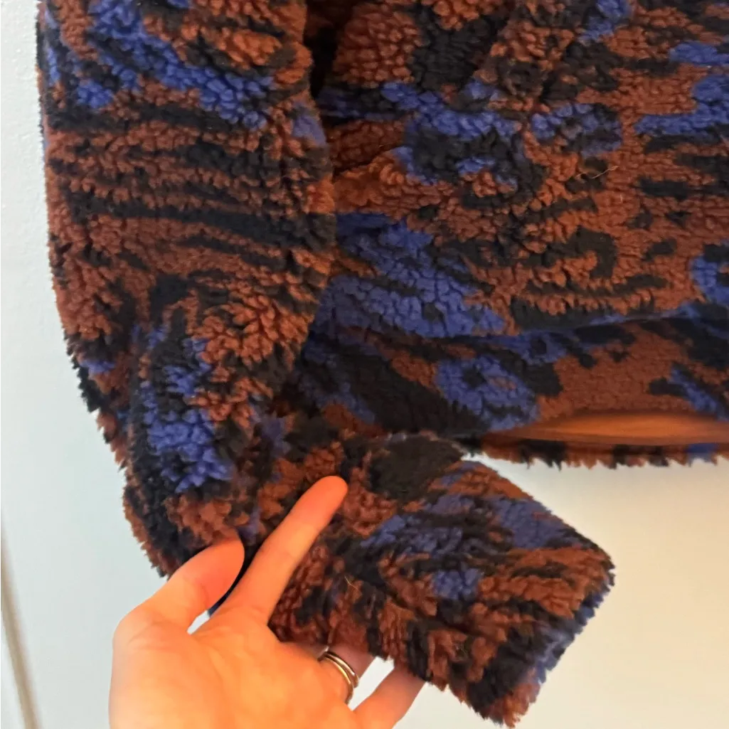 Lululemon XS/S Scuba Oversized Fleece Funnel Neck in
Camo Copper True Navy - Image 7