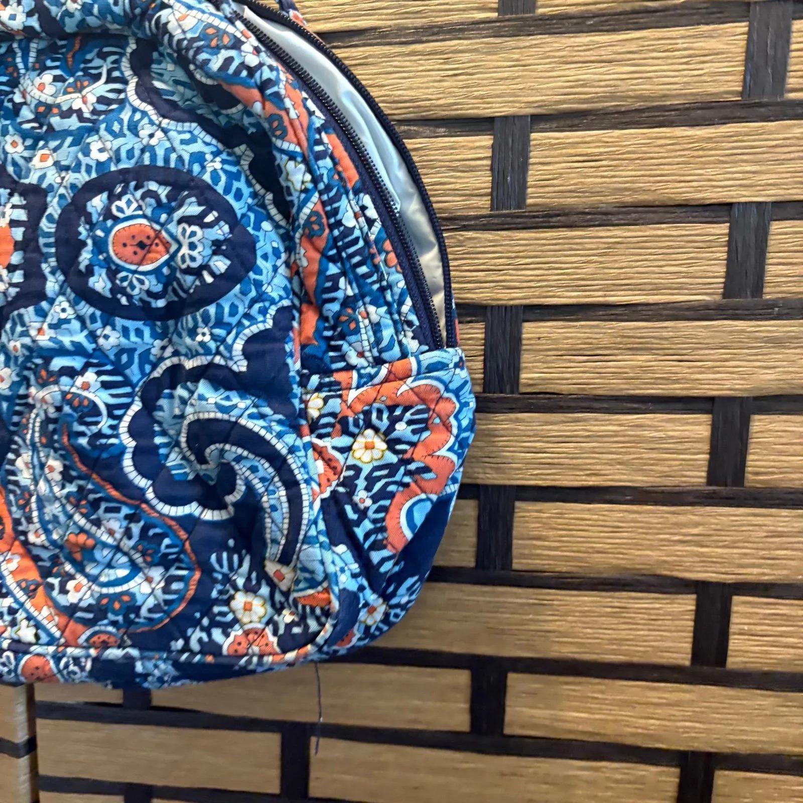 Vera Bradley‎ Lunch Bag - Image 4