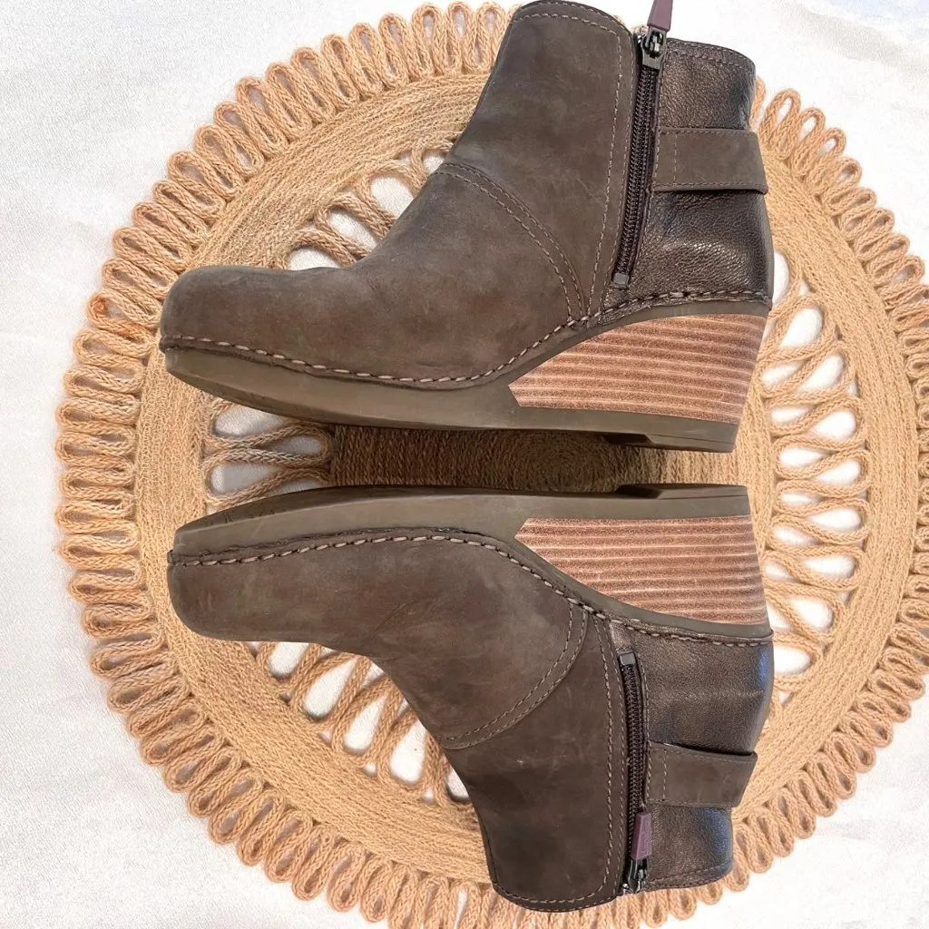 Dansko Shirley Boot Women's Brown Metallic Ankle Size 37 - Image 5