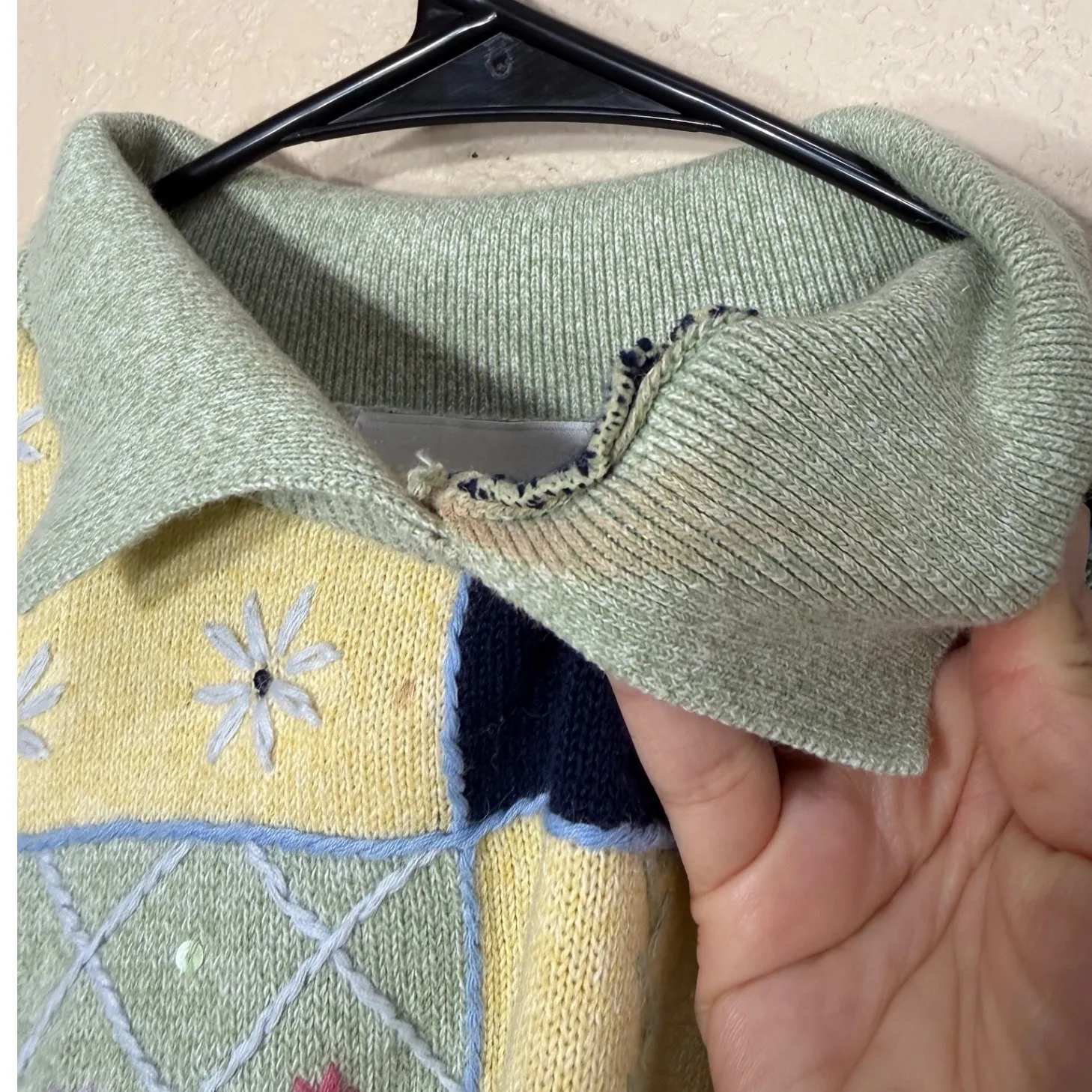 Alfred Dunner Patchwork Floral Butterfly Embroidered Collared Polo Shirt Top L Green Size L - Image 5