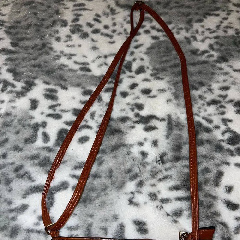 Unbranded Vegan Leather Purse - Image 3