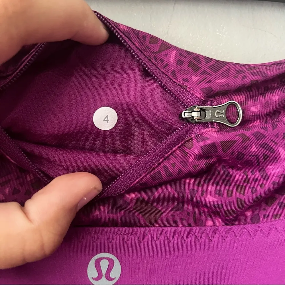 Lululemon Regal Plum Real Quick Tight Leggings Size 4 - Image 6