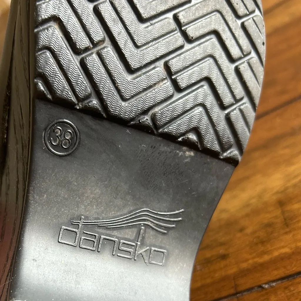 Dansko Black Professional Leather Clog Size 7.5 - 8 Style 047020202 MSRP 145.00 - Image 9