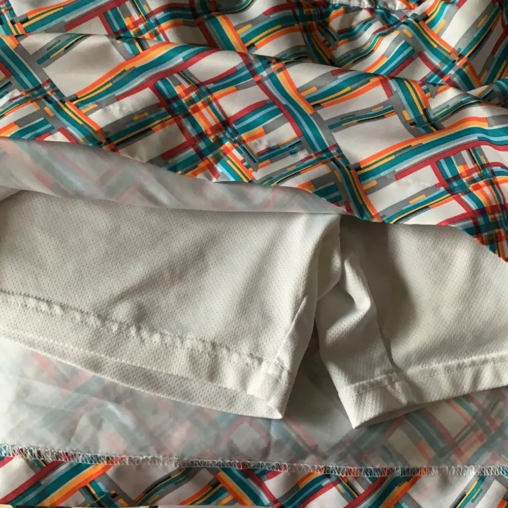 Adidas Golf White Diagonally Striped Golf Skort Size 4 - Image 10