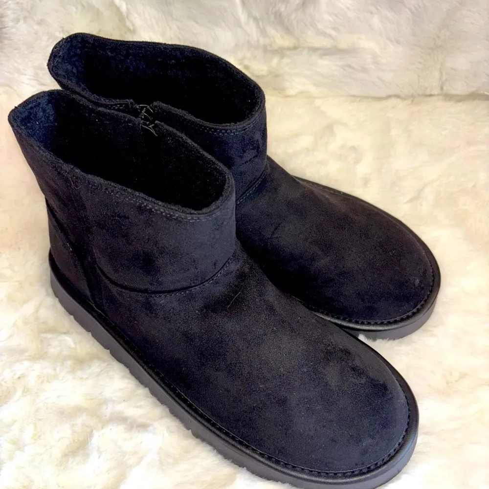 Woman’s NWTS size 11 Black Booties Boots memory Foam - Image 3