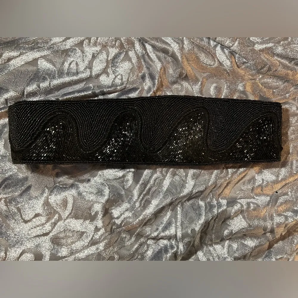Vintage Beaded Belt Black Waves Velcro Closure - Image 10