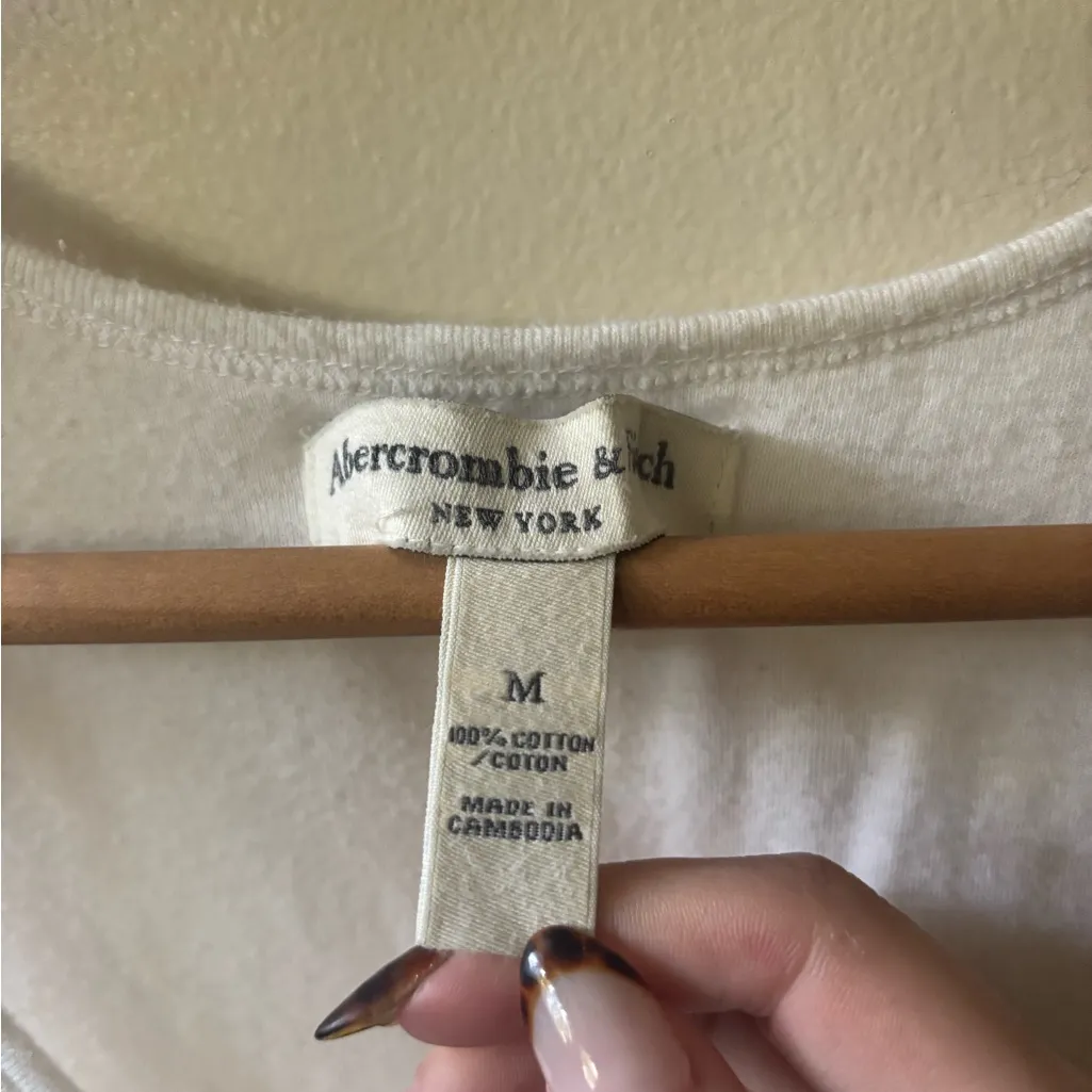 Abercrombie & Fitch White Tank Top - Image 4