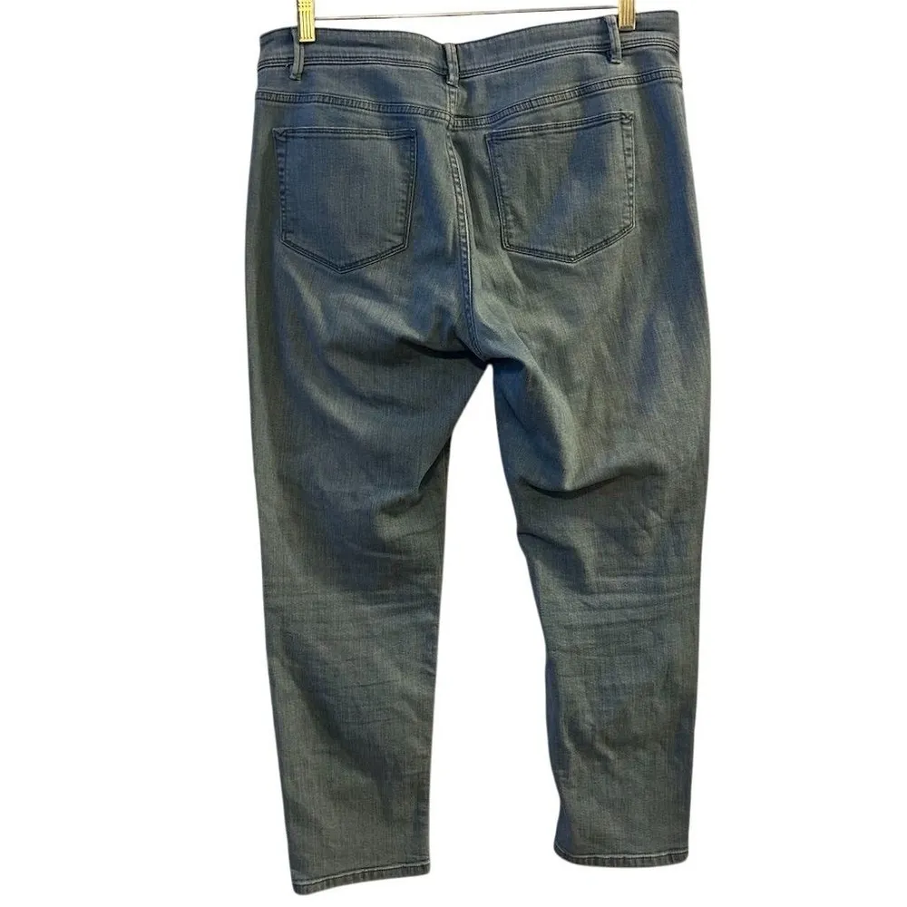 J.Jill Women's Slim Ankle Jeans Size 10 Light Wash Blue Denim Mid Rise - Image 5