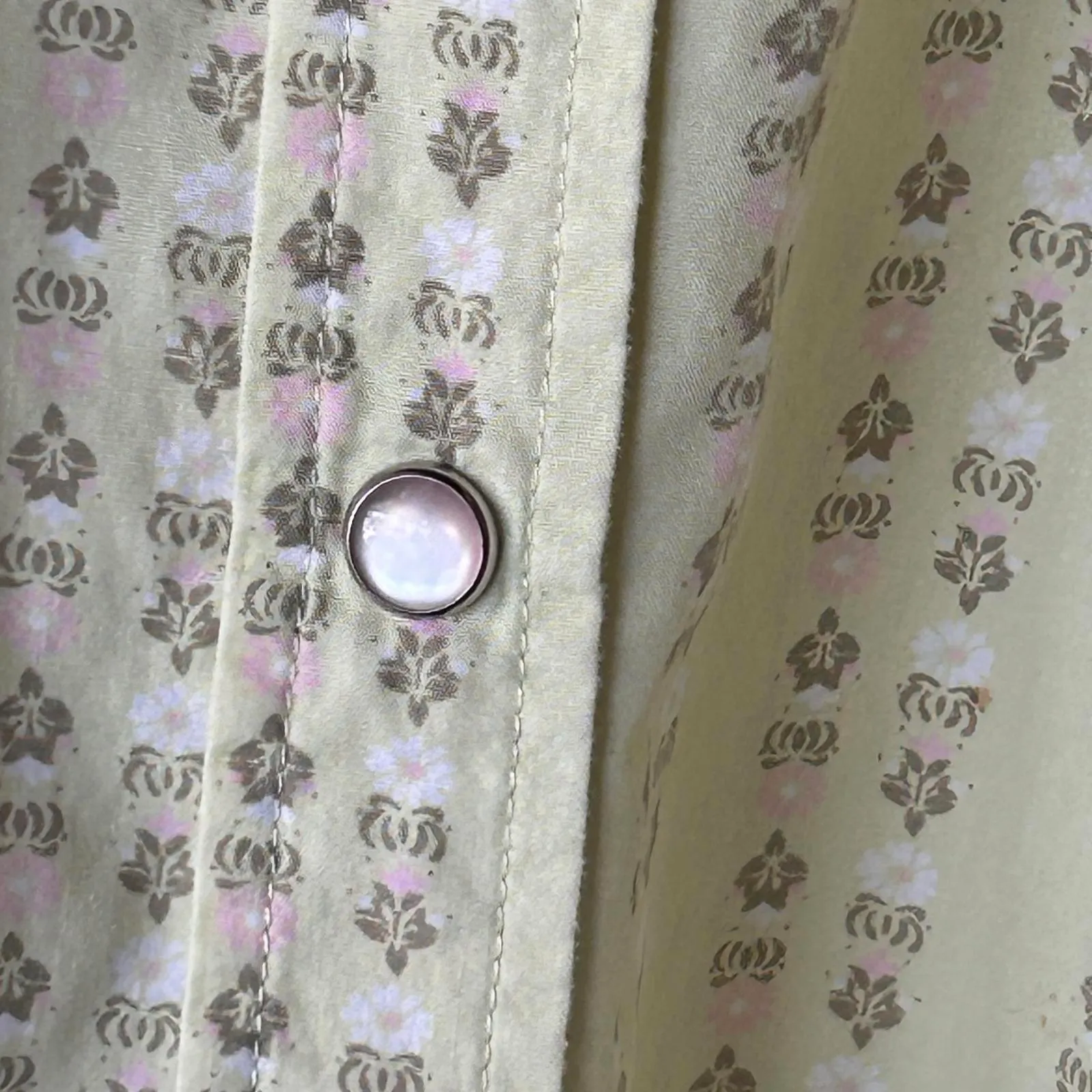 Rockies Yellow Pink Floral Snap Button Long Sleeve Western Shirt L Size L - Image 4