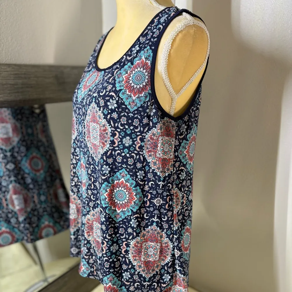 Agenda Blue Medallion Print Tank Top Size M - Image 3
