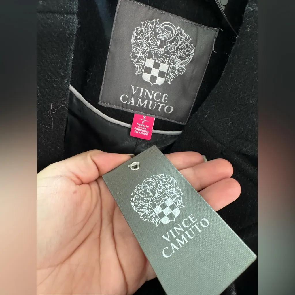 Vince Camuto Elegant Black Trench Coat - Image 5