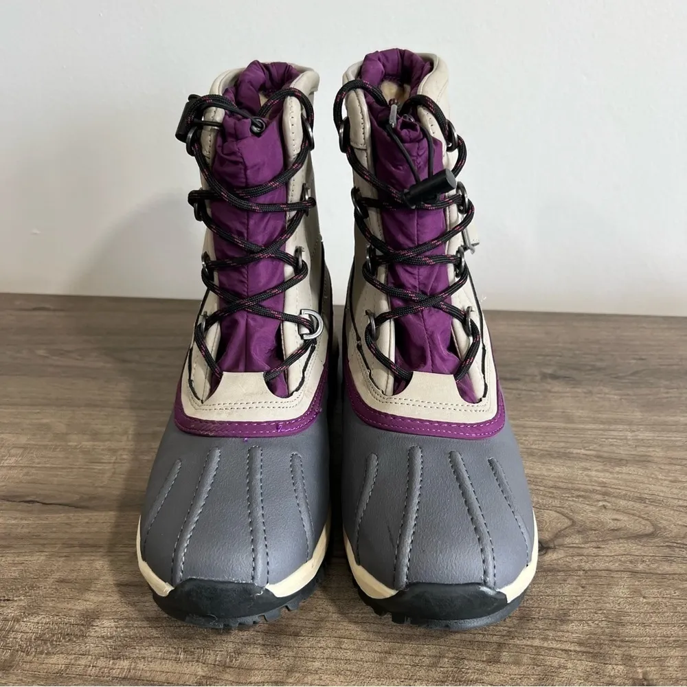 BearPaw Nelly Women’s Waterproof Boot Size 7 #820 - Image 2