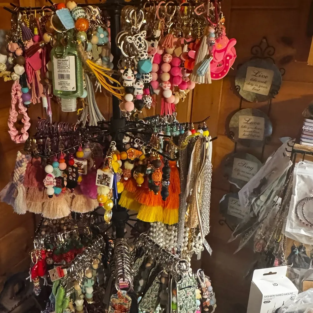 Wild Western Highland Cow Purse, Cowhide cluch & wristlet $20 Black - Image 10