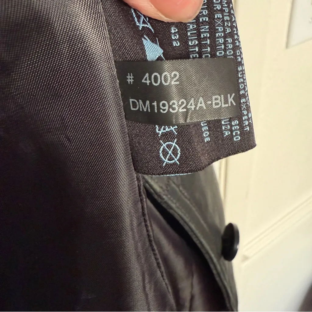 Nine West Women's Black Leather 3-Button Jacket Coat Small - Image 10