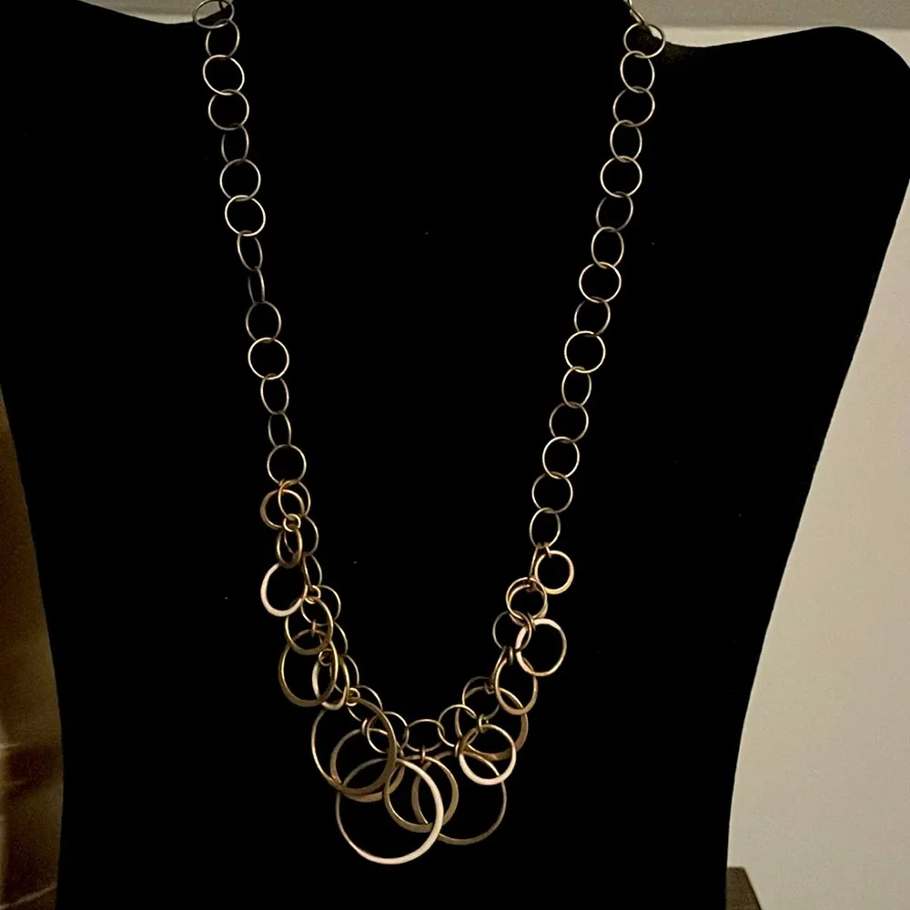 Vintage gold tone and cream enamel 3 piece necklaces and earring set - Image 2