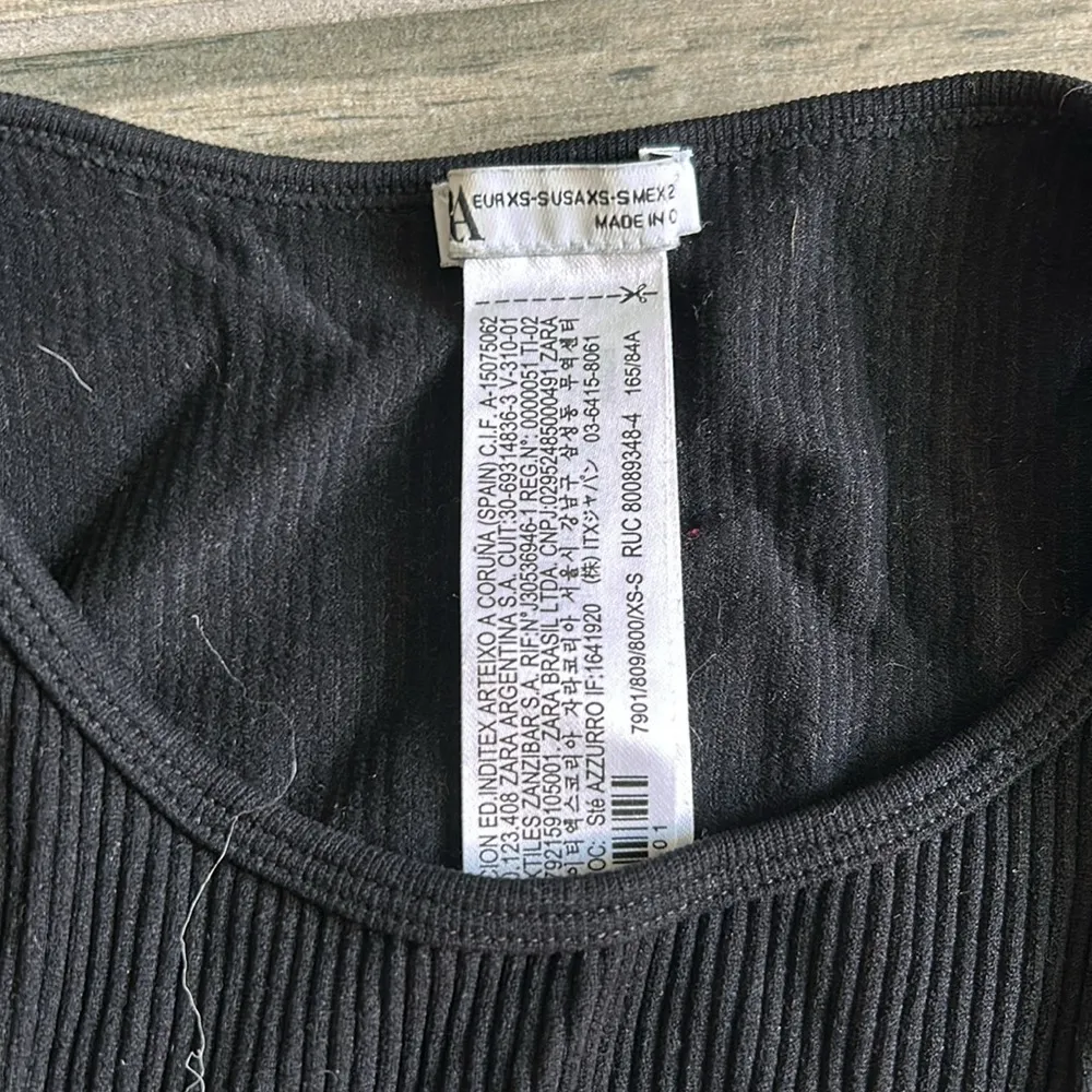 Zara rhinestone trim crop top - Image 5