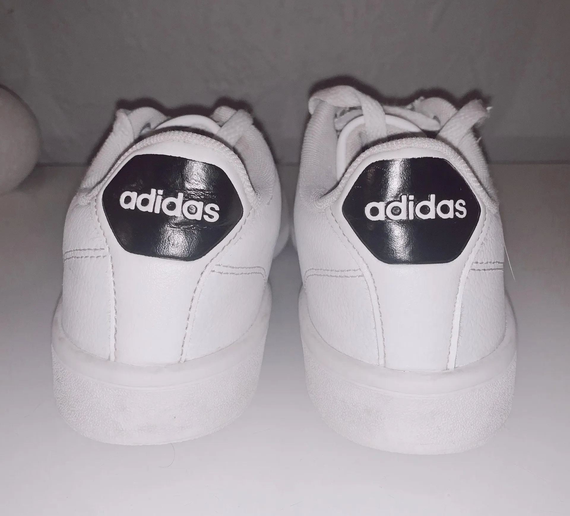 Adidas Super Stars - Image 4