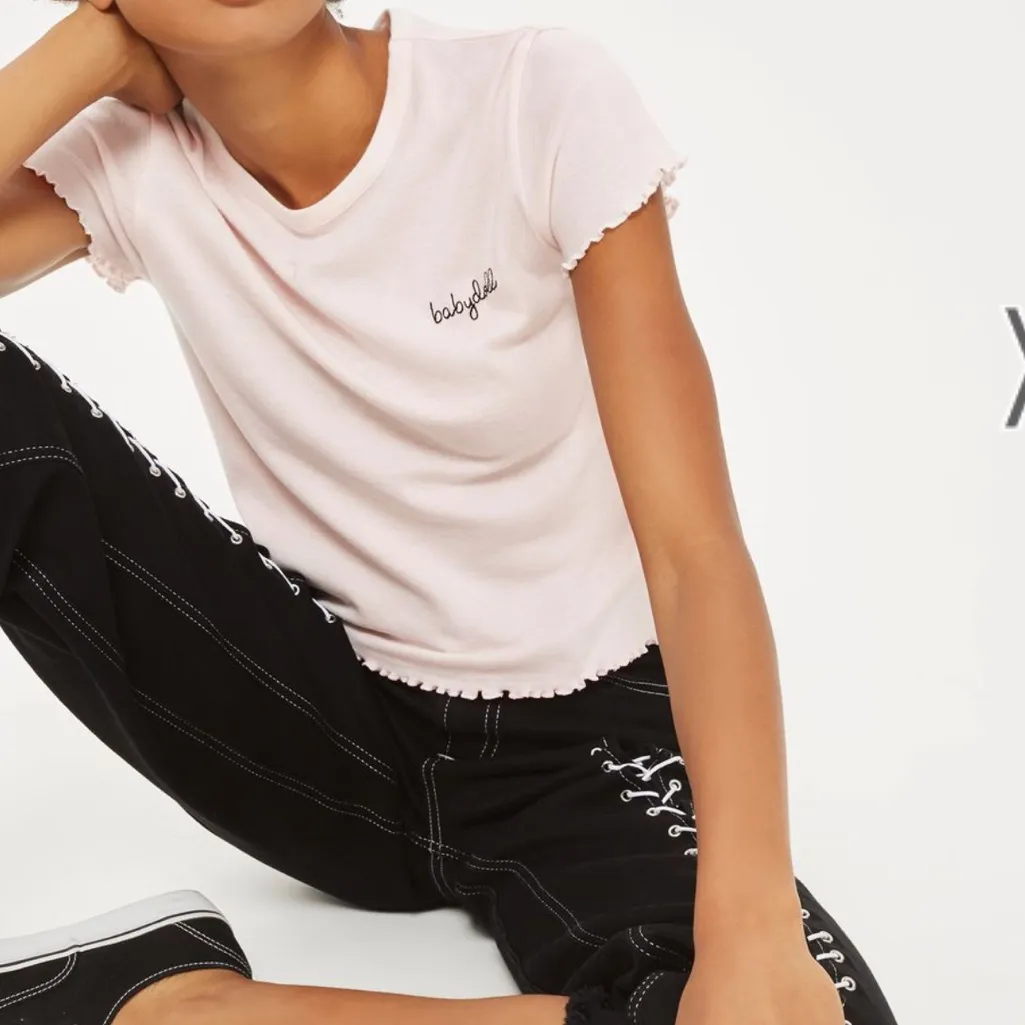 Topshop 6 Babydoll Embroidered‎ Tee Shirt Light Pink Ruffle Hem Cotton Coquette - Image 6