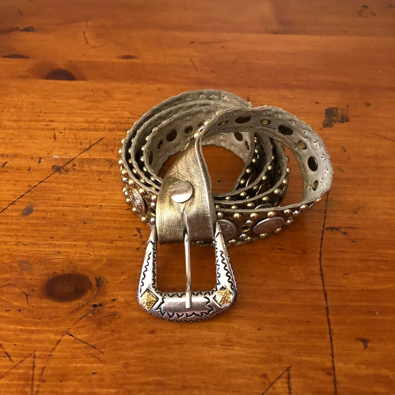 Sandcastle New York Rock n Roll Studded Leather Belt with Gold Silver Conchos - Image 3