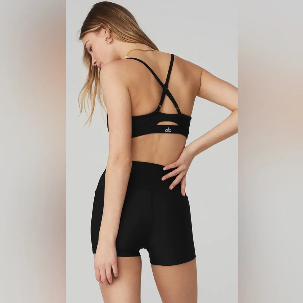 NWT Alo Yoga Airlift Intrigued Sports Bra Black Size XS - Image 8