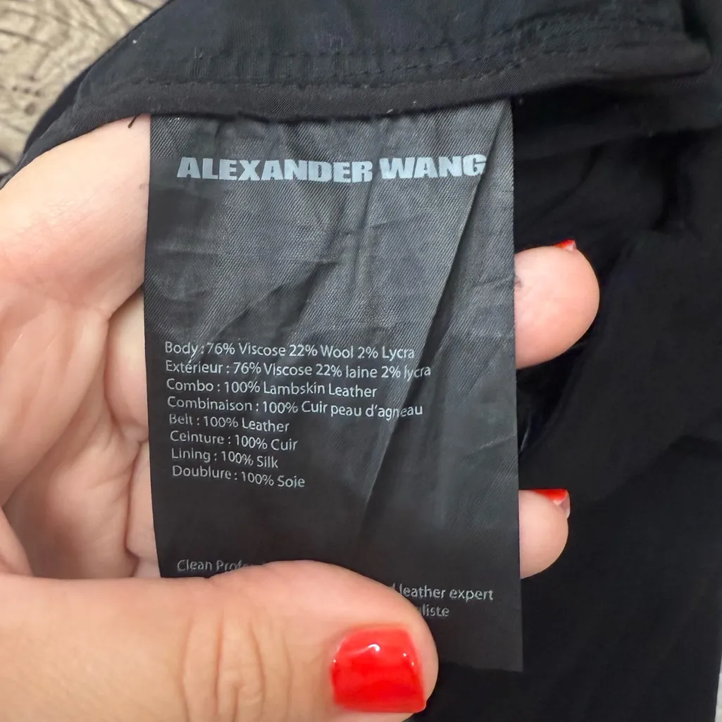 Alexander Wang Onyx
Black‎ Cuffed Trousers size 2 - Image 7