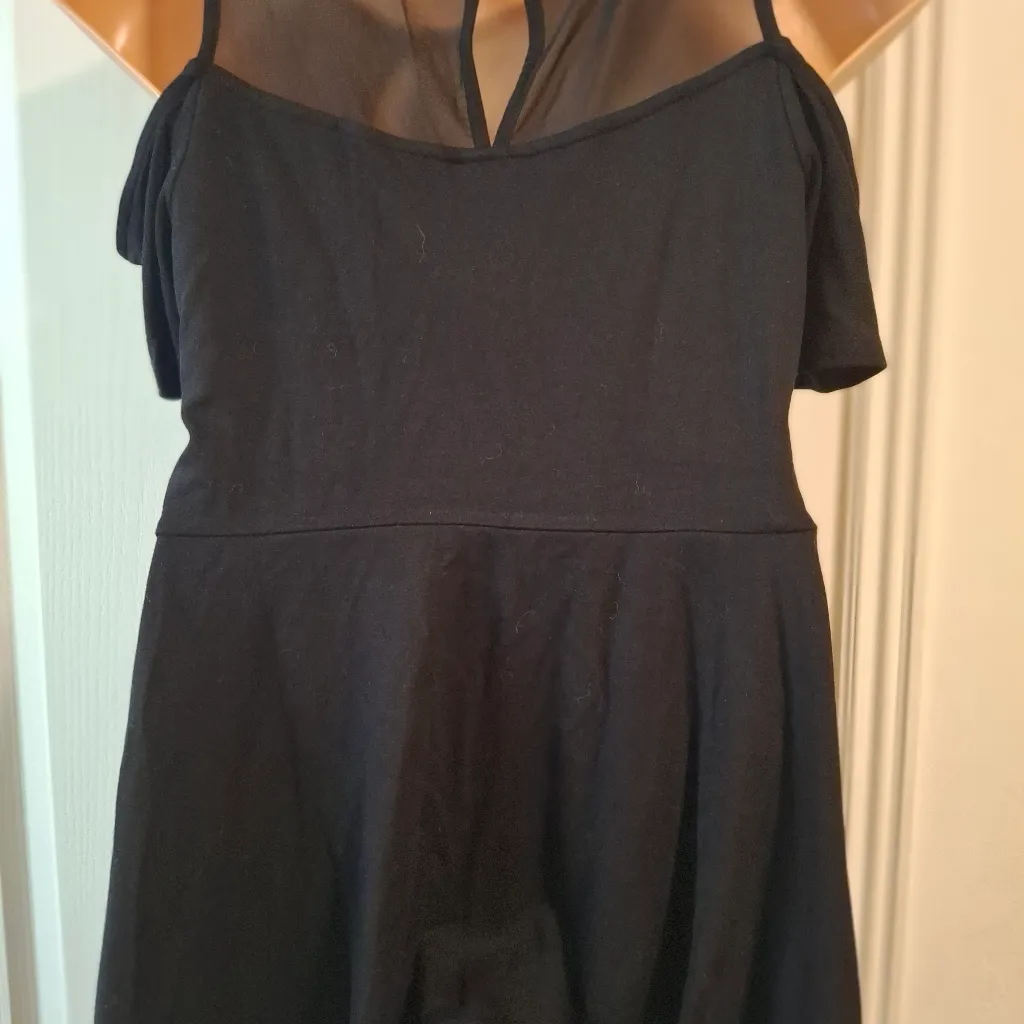 Torrid Sz 1 Elegant Black Cold Shoulder Top - Image 13