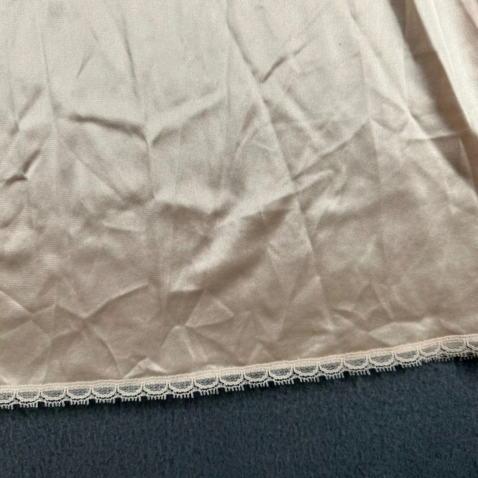 Vintage Vanity Fair Nightgown Womens Medium Ivory Lace Chemise Made USA 90s - Image 7