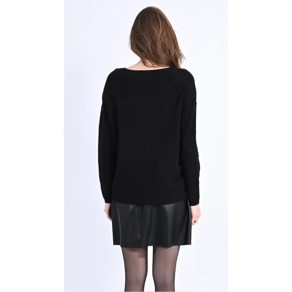 Molly Bracken NWOT Glitter Heart Sweater- small - Image 2