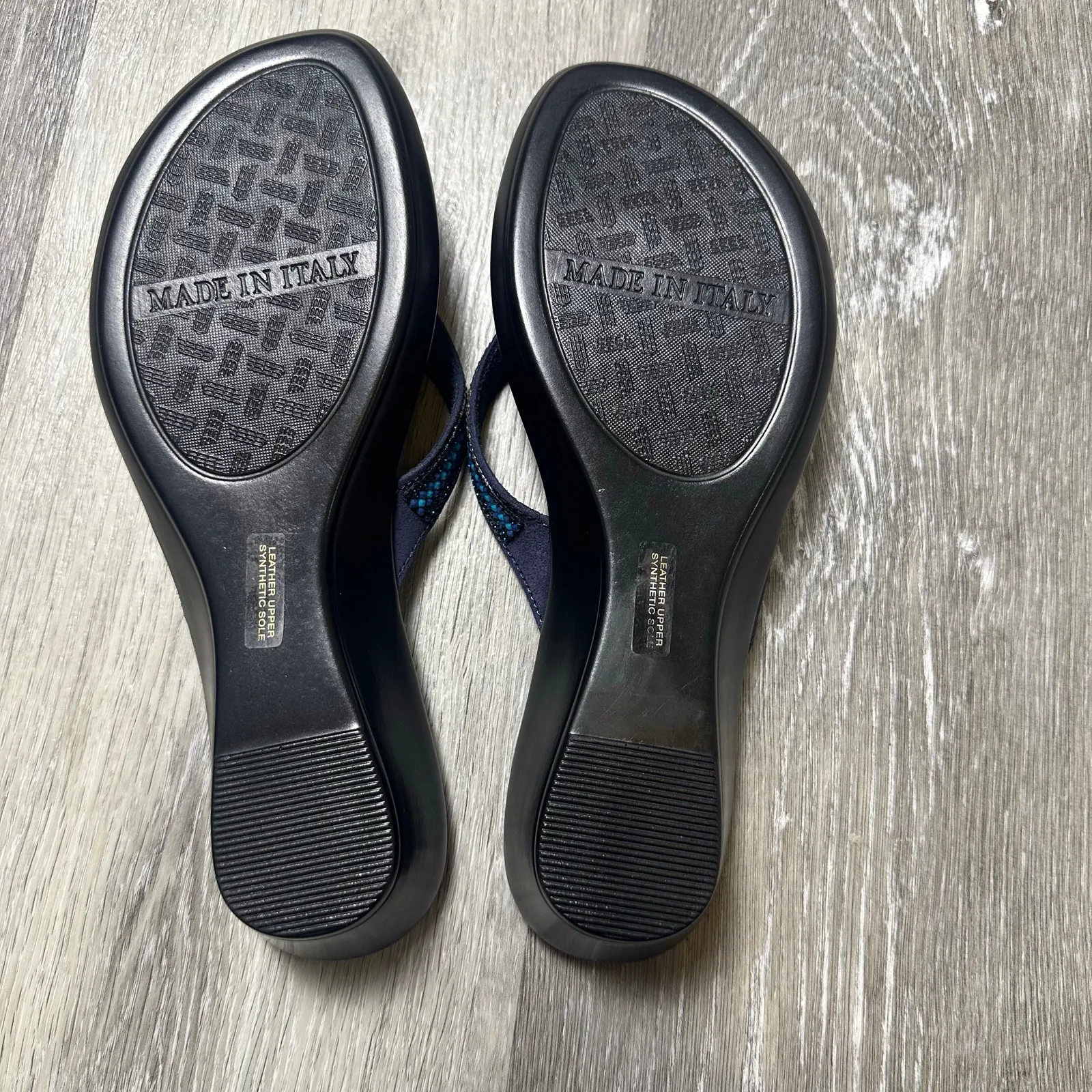 Italian Shoemakers Blue Leather and Rhinestone Wedge Sandals Size 8 - Image 5