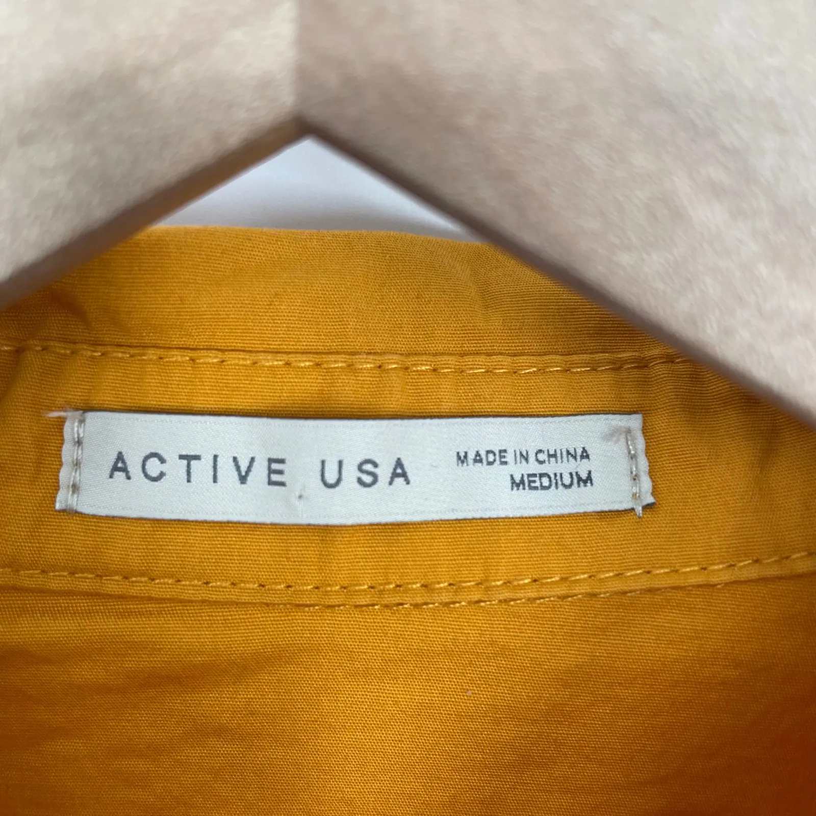 Active Usa Mustard Yellow 3/4 Sleeve Collared Button Up Shirt Medium - Image 3
