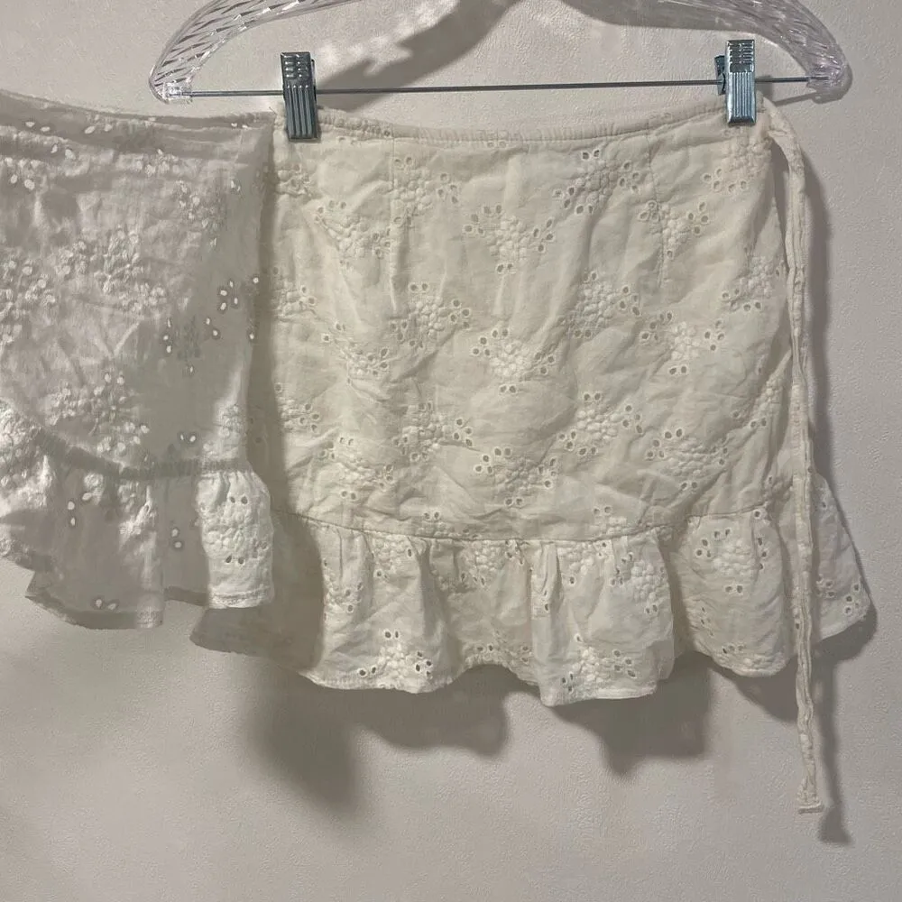 Princess Polly White Eyelet Ruffle Wrap Mini Skirt | Size 0 - Image 4