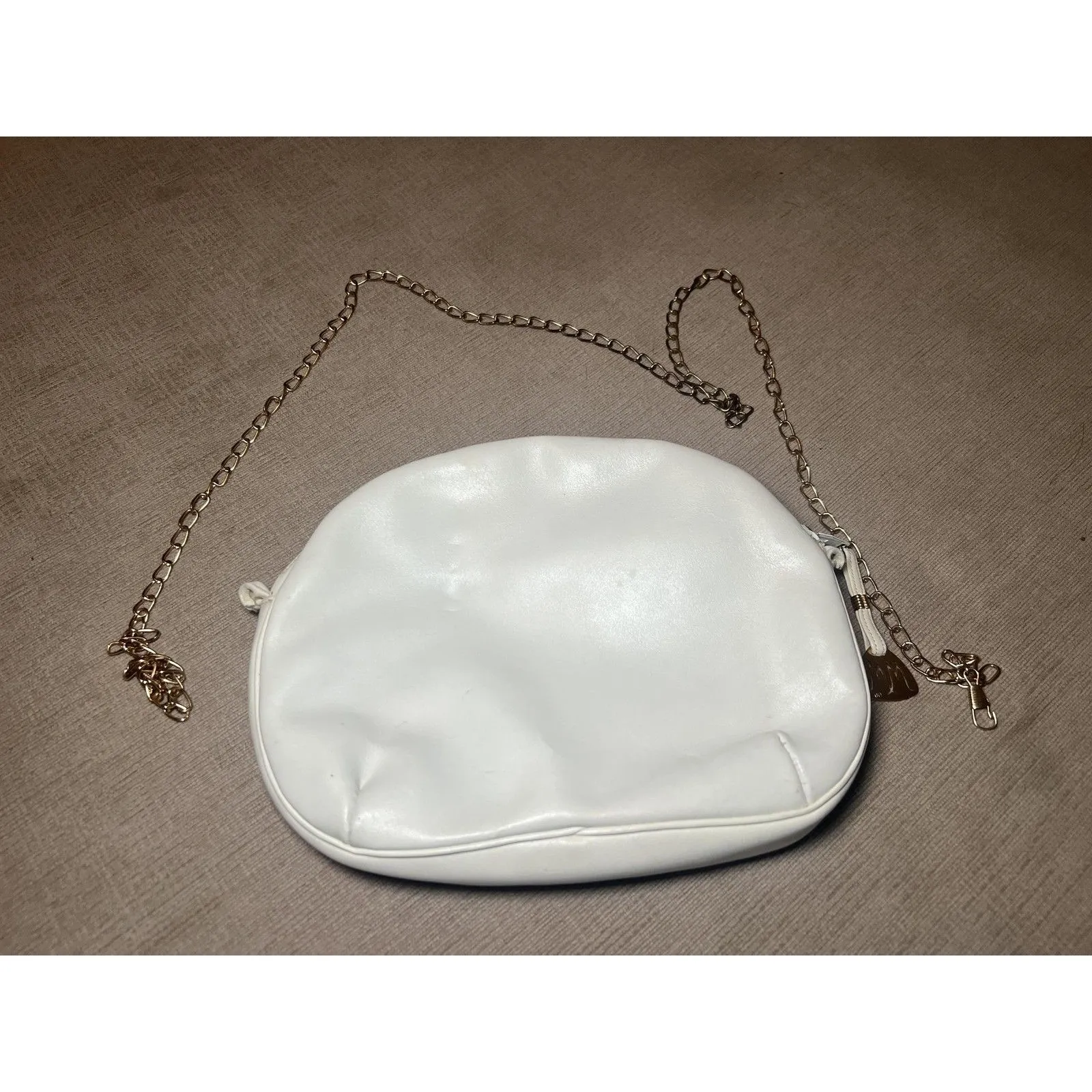 Morris Moskowitz Saks Fifth Avenue Crossbody Bag White Leather Chain Strap - Image 7