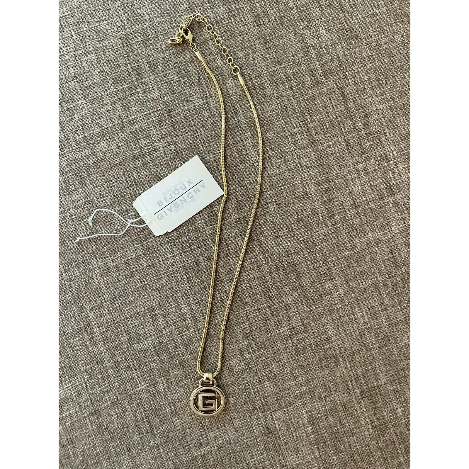 Givenchy Bijoux Necklace Gold Plated G-Shaped Logo Pendant Vintage 1990s NEW - Image 2