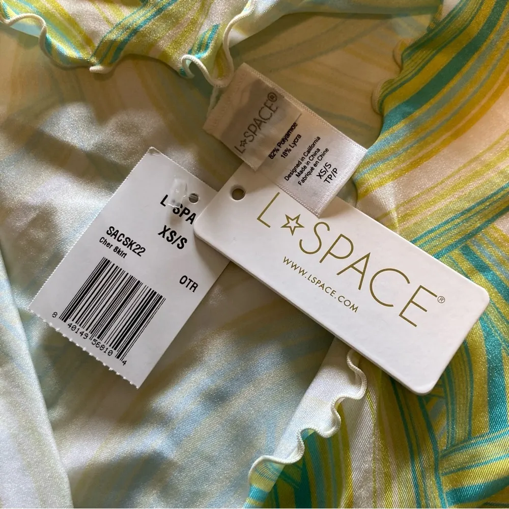 NWT L*Space Cher Lettuce Edge Coverup Printed Sarong Skirt Size XS/S - Image 8