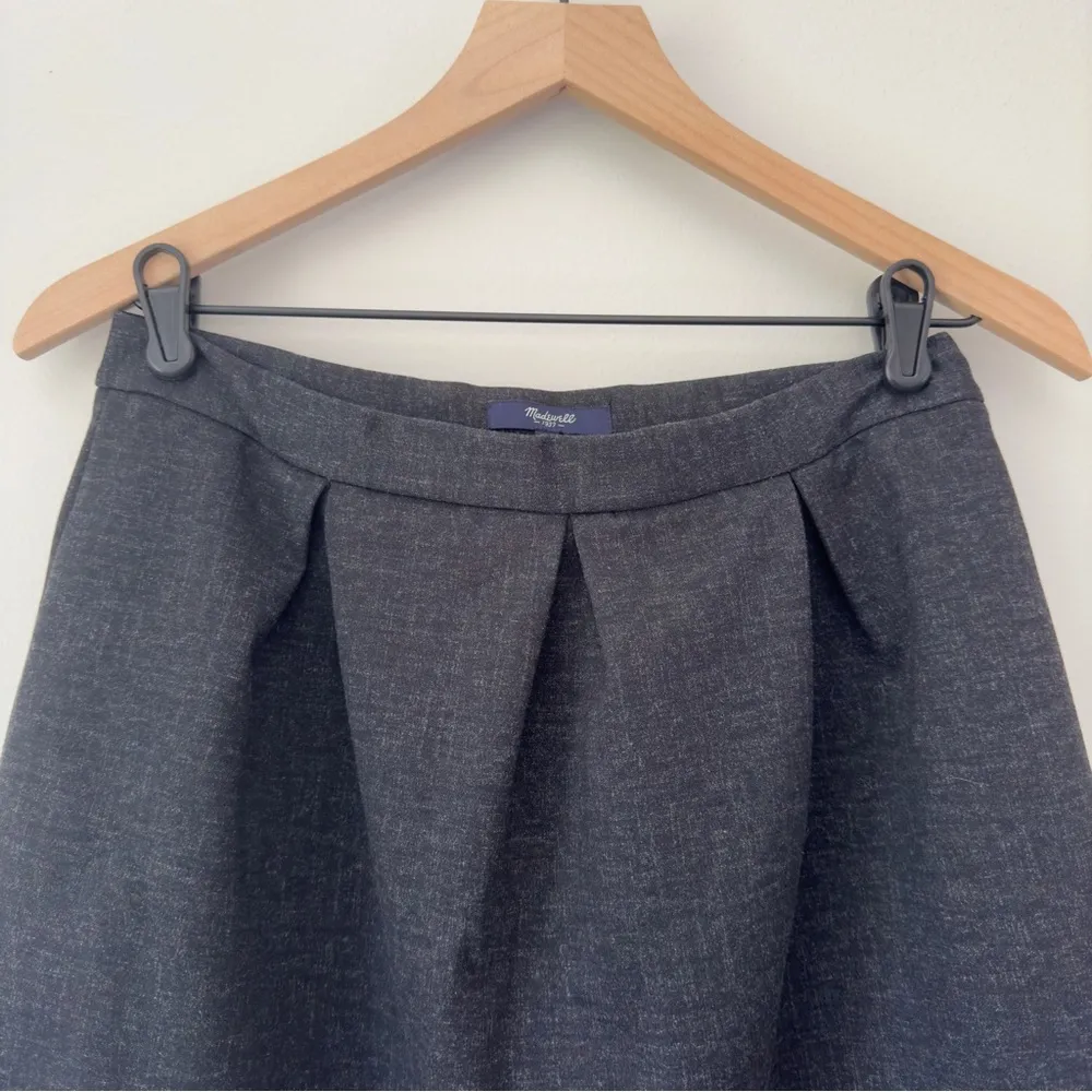 Madewell  Business Casual Professional Skirt Pleated Front Zip Up Zipper Side EUC - Image 3