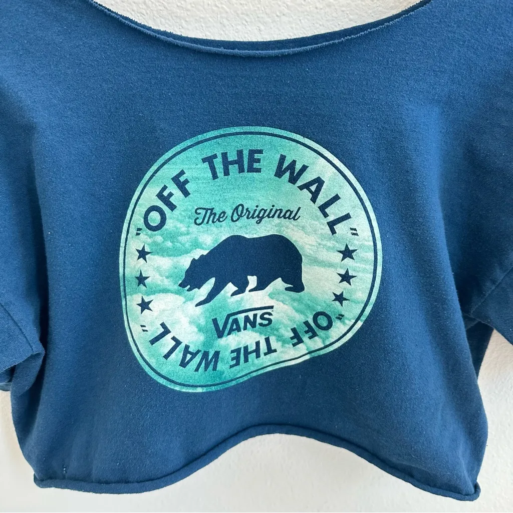 Vans Blue Off the Shoulder Cropped Top - Image 2