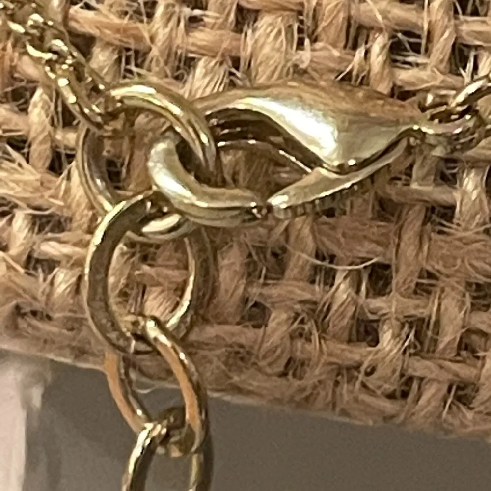 Vera Bradley necklace feather pendant rhinestones - Image 4