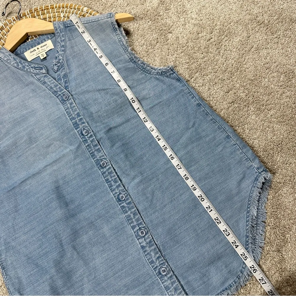Cloth & Stone Anthropologie Chambray Sleeveless Top Frayed Hem Western in Blue S - Image 10