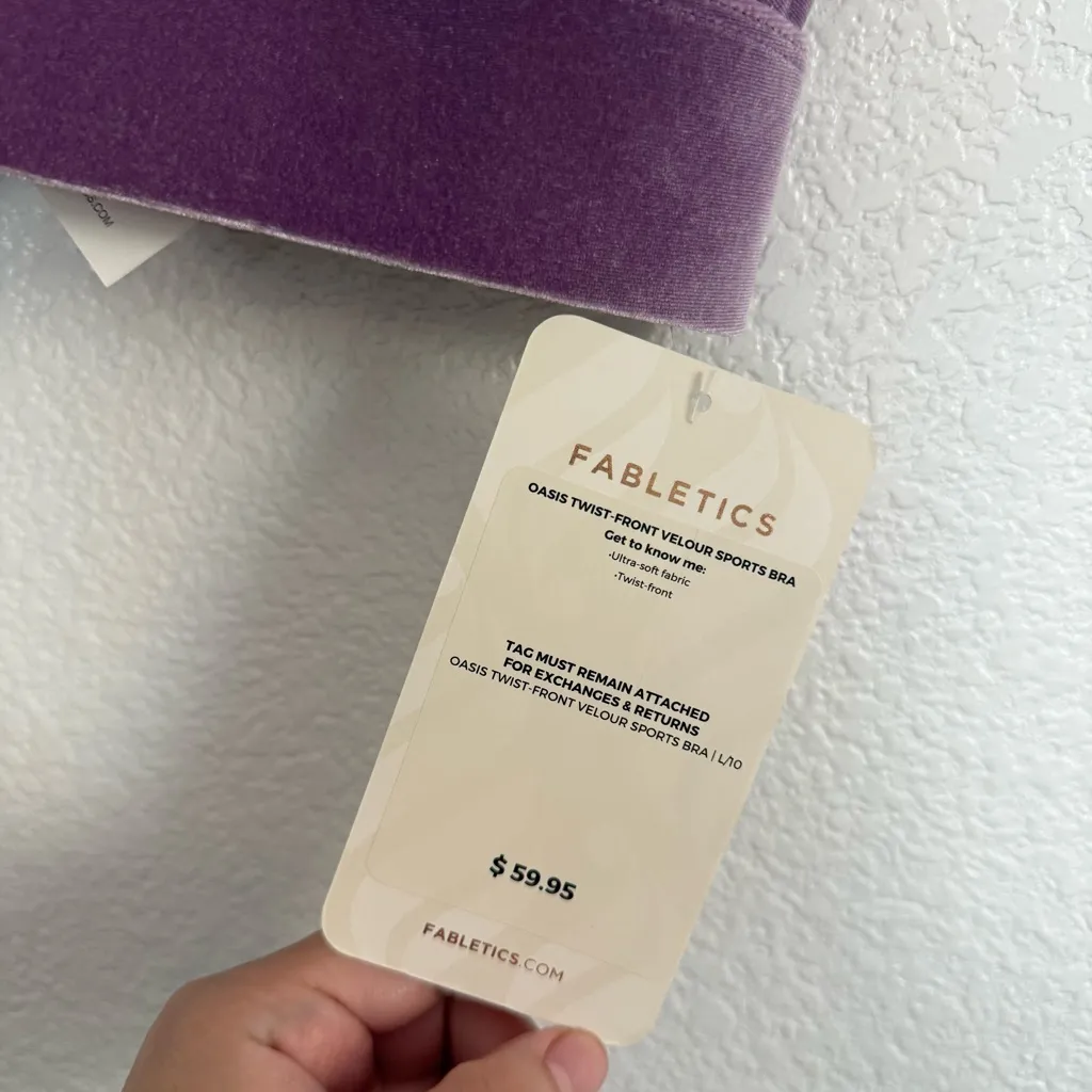 NWT Fabletics Oasis Twist Front Velour Sport Bra Large - Image 2