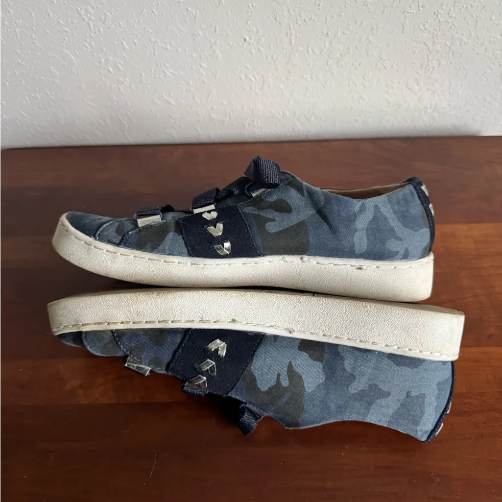 Jack Rogers Warner Canvas Navy Camo Slip On Adjustable Sneaker Womens 9 - Image 4