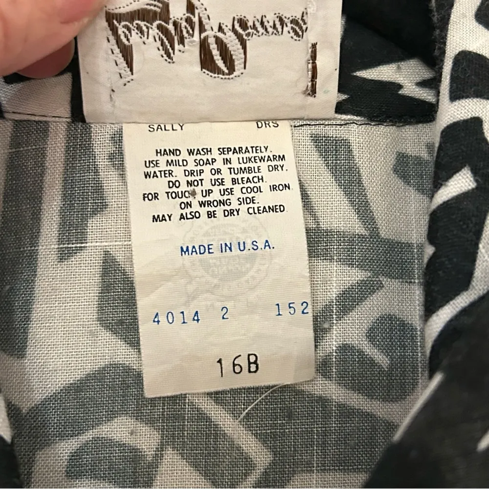 Leslie Pomer Vintage Union Made 50s/60s Black/White Button Down Dress With Tie - Image 4